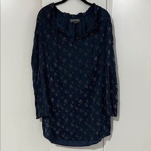 Michael Stars size m Dark Blue Floral Tunic